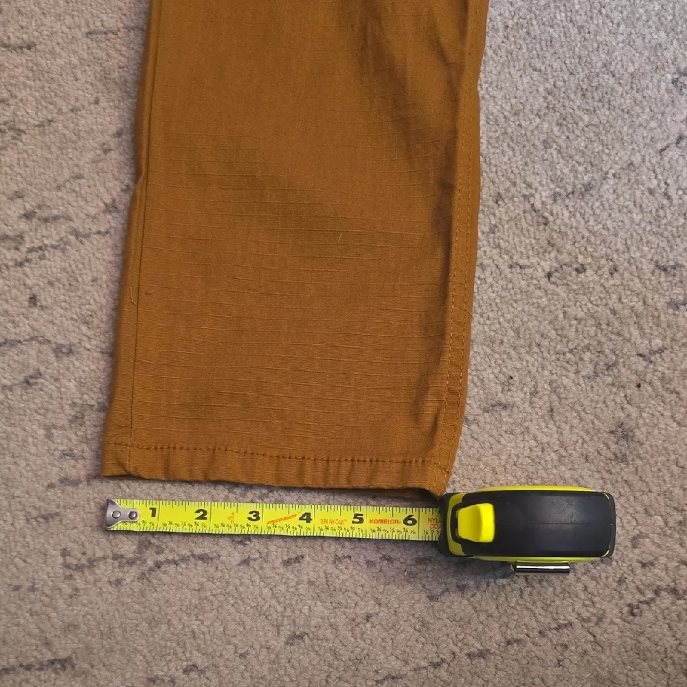 Levi's Cargo Taper Pants Reg Fit Trough Tight To Sligfor Men 18 REG. 29 X 29 NWT - Picture 13 of 16